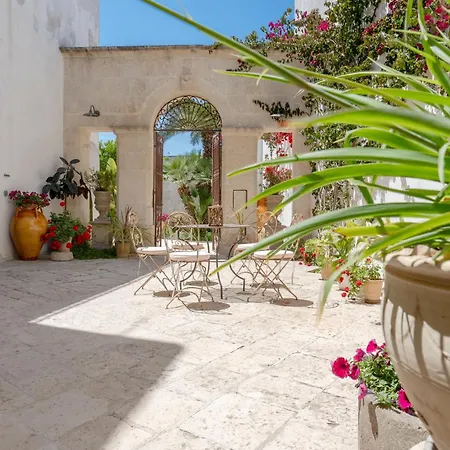 Palazzo Angelica - Luxury Retreat Otranto Bed & Breakfast Giurdignano