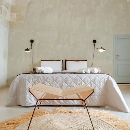 Palazzo Angelica - Luxury Retreat Otranto Bed & Breakfast