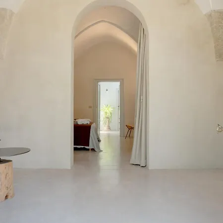 Bed & Breakfast Palazzo Angelica - Luxury Retreat Otranto